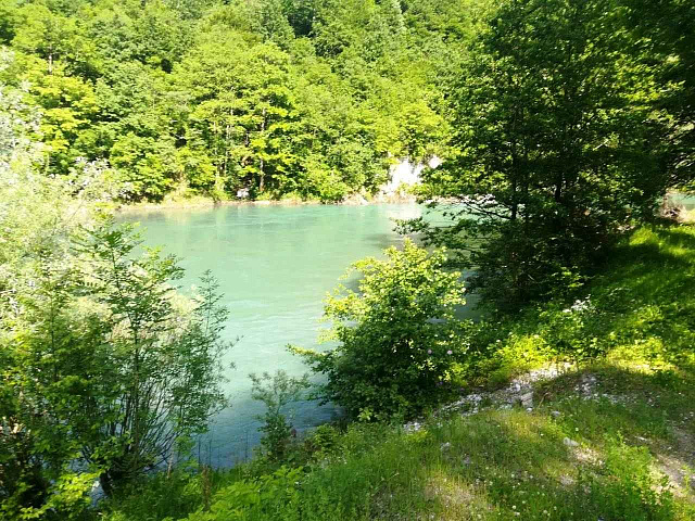 Plot on the bank of the river Tara — photo 9